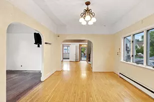 85 Pine St, Swampscott, MA 01907 - Photo 9