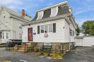 85 Pine St, Swampscott, MA 01907 - Photo 1