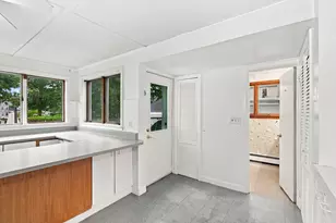 85 Pine St, Swampscott, MA 01907 - Photo 17