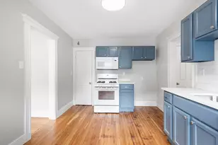 12 Ashland St, Boston, MA 02122 - Photo 3