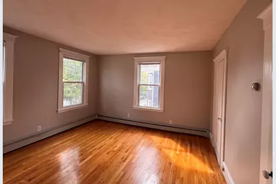 17 Farragut Avenue #2, Somerville, MA 02144 - Photo 3