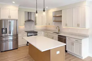 9 Whitman Cir, Bellingham, MA 02019 - Photo 1