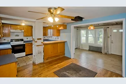 94 Chestnut St, Hatfield, MA 01038 - Photo 11