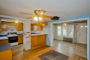 94 Chestnut St, Hatfield, MA 01038 - Photo 11