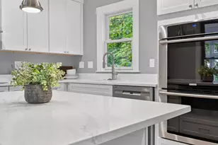 122 Winn St, Woburn, MA 01801 - Photo 21