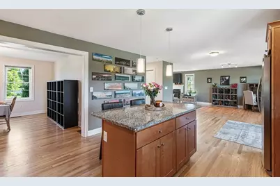 18 Blue Grass Circle, Taunton, MA 02780 - Photo 9