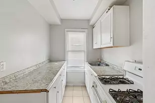 344 Jencks St, Fall River, MA 02723 - Photo 3