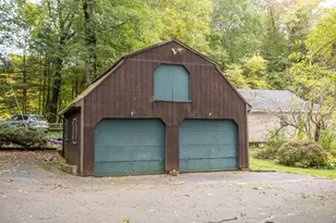 13 Walker Rd, Wales, MA 01081 - Photo 15