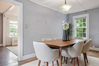 8 Pulaski St, Peabody, MA 01960 - Photo 5