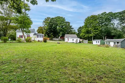 562 Waquoit Hwy, Falmouth, MA 02536 - Photo 7