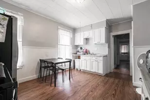17 Spring St, Chicopee, MA 01013 - Photo 7