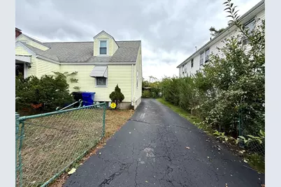 19 Brookdale Rd, Arlington, MA 02474 - Photo 11