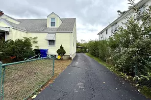 19 Brookdale Rd, Arlington, MA 02474 - Photo 11