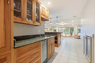 89 Dunstable, Westford, MA 01886 - Photo 23