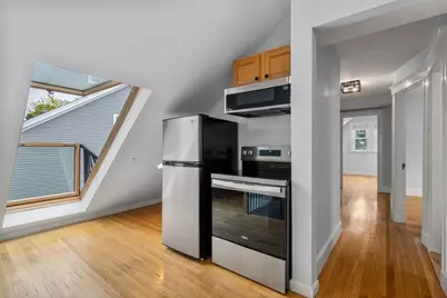 40 Murray Hill Rd. #3, Boston, MA 02131 - Photo 3