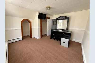 50 Hilton St #2F, Chicopee, MA 01020 - Photo 9
