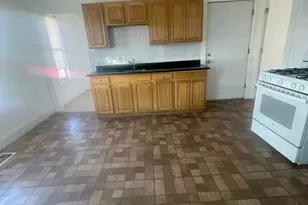 135 Chestnut St, Lynn, MA 01902 - Photo 3