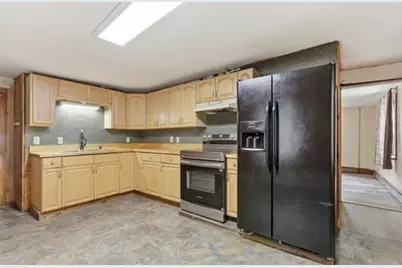 50 South St, Fitchburg, MA 01420 - Photo 9