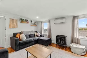 14 Washington St, Plymouth, MA 02360 - Photo 11