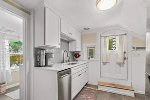 14 Washington St, Plymouth, MA 02360 - Photo 7