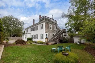 14 Washington St, Plymouth, MA 02360 - Photo 1