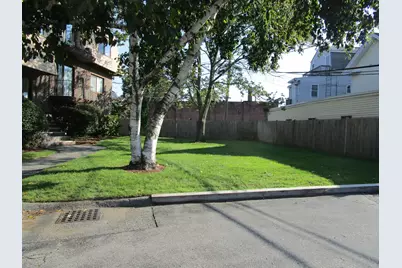 26 Chestnut Street #16, Wakefield, MA 01880 - Photo 5