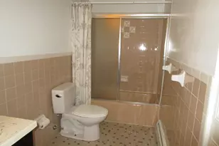 26 Chestnut St, Wakefield, MA 01880 - Photo 13