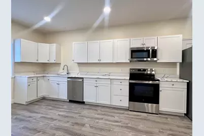 18 Liberty St #1, Wilmington, MA 01887 - Photo 3