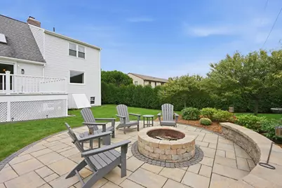 16 Matthew Dr, Easthampton, MA 01027 - Photo 5