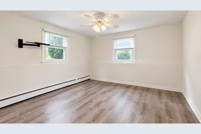 91 Elm St #1, Uxbridge, MA 01569 - Photo 15