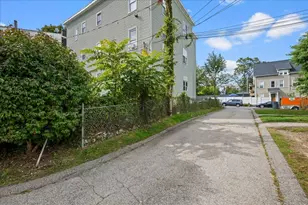 128 Beacon St, Worcester, MA 01610 - Photo 27