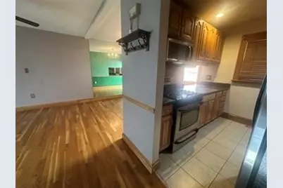 50 Gates St #1, Boston, MA 02127 - Photo 5