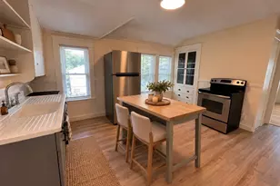 8 Elton St, Worcester, MA 01604 - Photo 11
