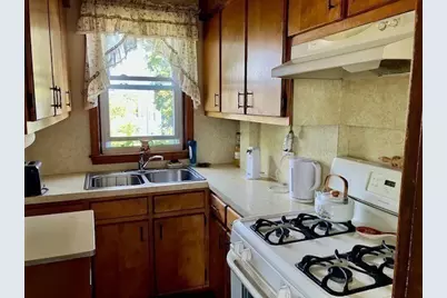 24 Dover St., Fairhaven, MA 02719 - Photo 15
