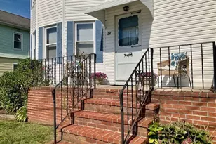 24 Dover St, Fairhaven, MA 02719 - Photo 3