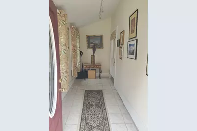 1167 South Main Street #2, Bellingham, MA 02019 - Photo 5