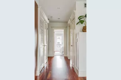 528 E 7th Street #3, Boston, MA 02127 - Photo 13