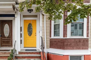 528 E 7th St, Boston, MA 02127 - Photo 17