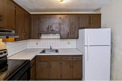 110 Boston Post Rd E #5, Marlborough, MA 01752 - Photo 9