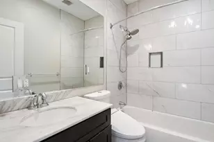 1048 Saratoga St, Boston, MA 02128 - Photo 15