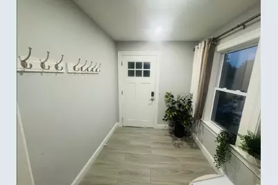 247 Linden St #B, Berlin, MA 01503 - Photo 3