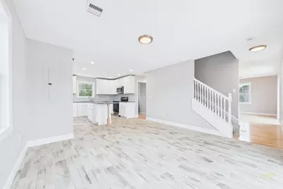 831 Sconticut Neck Rd., Fairhaven, MA 02719 - Photo 9