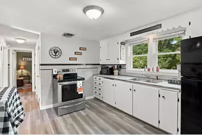 6 Maple Street, Southborough, MA 01745 - Photo 5