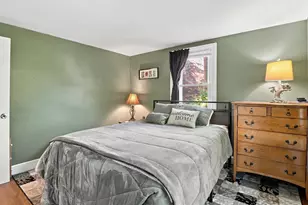 6 Maple St, Southborough, MA 01745 - Photo 11