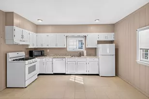 70 Hudson, Somerville, MA 02143 - Photo 15