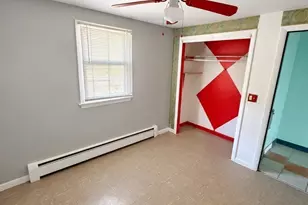 7 Upton St, Fitchburg, MA 01420 - Photo 9