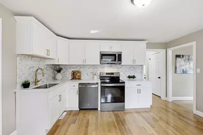 19 Cherry Street, Agawam, MA 01030 - Photo 5