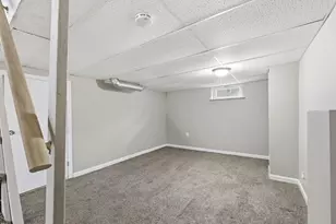 19 Cherry St, Agawam, MA 01030 - Photo 29