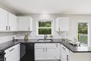 6 Boynton Rd, Deerfield, MA 01373 - Photo 7