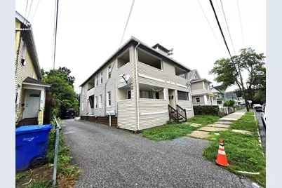 64 Marlborough St, Springfield, MA 01109 - Photo 1